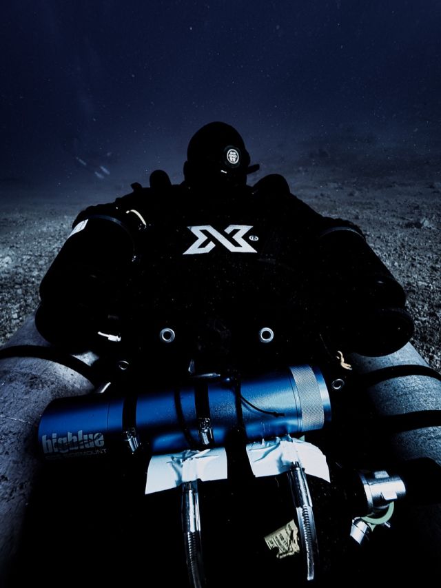 🇬🇧 NEWS FROM BIGBLUE💥

Dive into performance with our new range of canister lights!
Designed for technical divers and demanding explorers, our new canister lights combine power, extreme battery life, and rugged durability.

👉 Up to 7,000 lumens
👉 VTL: 120° angle and 10° angle combo or TL: 10° narrow angle
👉 Backmount - Sidemount
👉 Extended battery life
👉 EOS I EOD
👉 Compact and balanced design for optimal comfort
👉 Bigblue reliability in the most extreme conditions
👉 Available in three colors: Black, Blue, and Pink!

🔦 Whether you’re exploring caves, wrecks, or previously inaccessible depths, this new range is your lighting ally.

🌊 Available now at our authorized retailers.

-

🇫🇷 NOUVEAUTÉS CHEZ BIGBLUE 💥
 Plongez dans la performance avec notre nouvelle gamme de lampes canister !
Conçues pour les plongeurs techniques et les explorateurs exigeants, nos nouvelles lampes canister allient puissance, autonomie extrême et robustesse à toute épreuve.
 👉 Jusqu’à 7000 lumens
👉 VTL : combo angle large 120° et étroit 10° ou TL : angle étroit 10°
👉 Backmount - Sidemount 👉 Autonomie prolongée
👉 EOS I EOD 👉 Design compact et équilibré pour un confort optimal 👉 Fiabilité Bigblue dans les conditions les plus extrêmes
👉 Disponibles en trois couleurs : Noir, Bleu et Rose !

🔦 Que vous exploriez des grottes, des épaves ou des profondeurs encore inaccessibles, cette nouvelle gamme est votre alliée lumière.

🌊 Disponibles dès maintenant chez nos revendeurs agréés.

📸 @omar_derbalaa @aiwy._ 
-
- #bigblueeurope #bigbluedivelights #bigbluedivelight #canisterlight #techdive #plongéetech #divegear #divelight #divelights #newrelease #divelightrevolution
